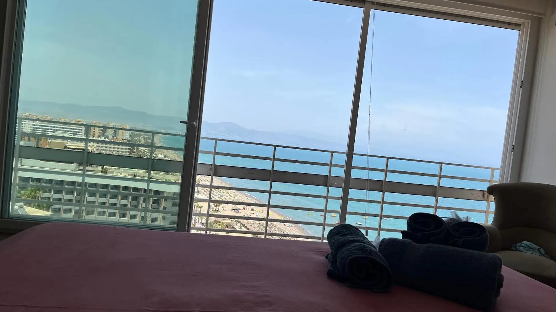 토레몰리노스 Panoramic Skyline, La Roca Tower- By Lcdsol 아파트